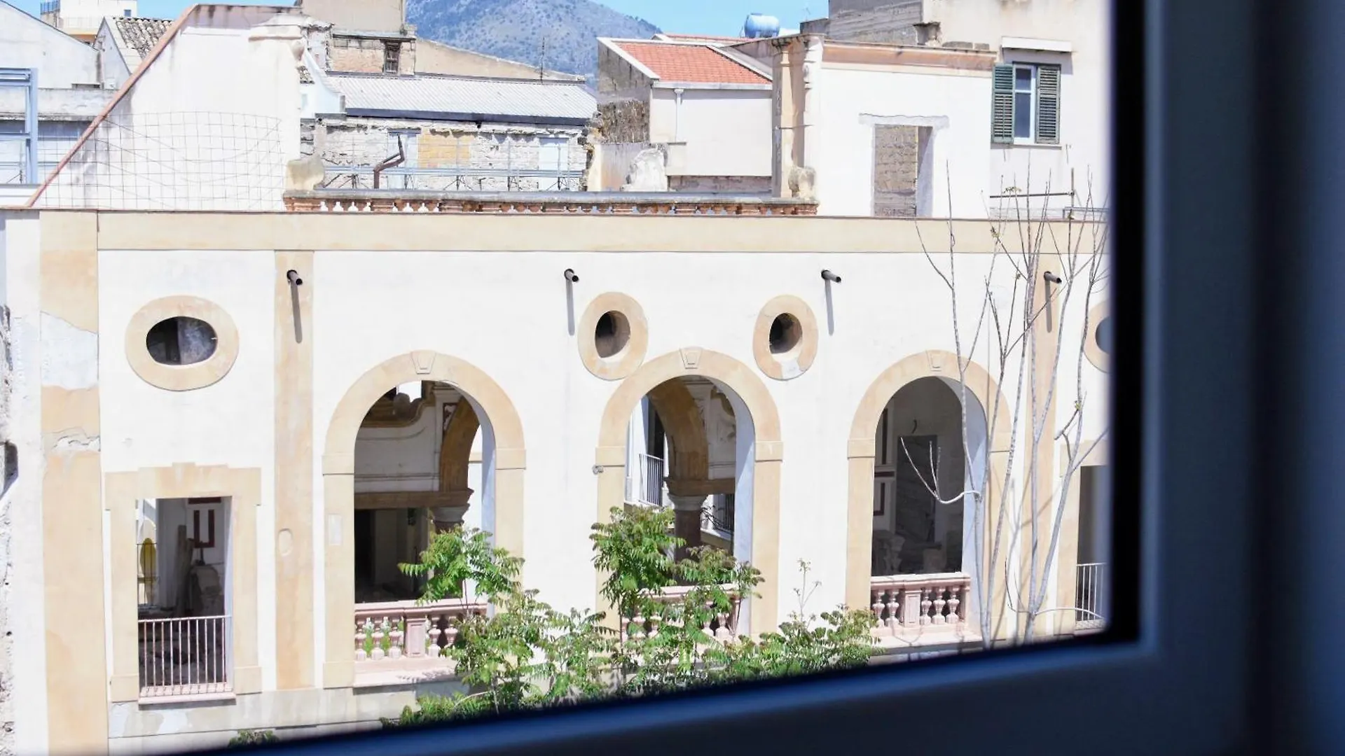 Maciuni Apartments Palermo