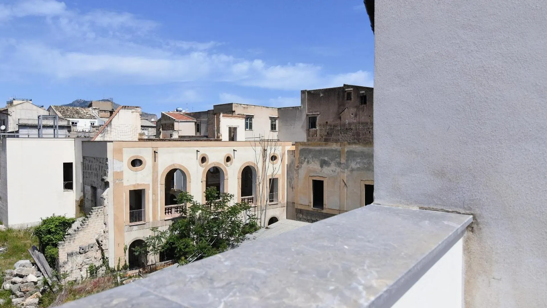Maciuni Apartments Palermo